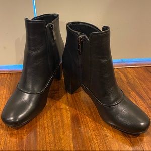 Donald Pliner Black Boots